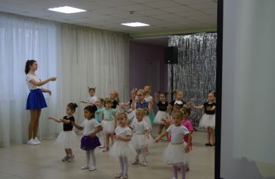 Ярмарка искусств в художественно-эстетическом отделе Дома художественного творчества детей