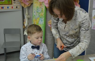 Ярмарка искусств в художественно-эстетическом отделе Дома художественного творчества детей