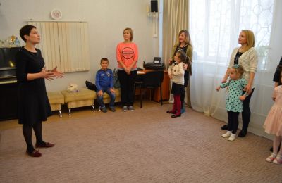 Ярмарка искусств в художественно-эстетическом отделе Дома художественного творчества детей