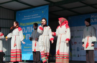 Масляничные гулянья Дома художественного творчества детей в парке Лесная сказка