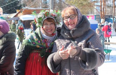 Масляничные гулянья Дома художественного творчества детей в парке Лесная сказка