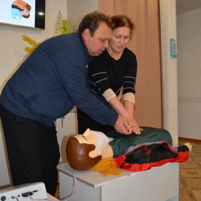 Педагоги ДХТД осваивают навыки оказания первой помощи