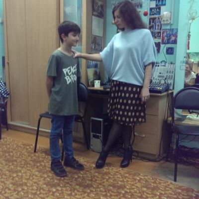 Мастер класс ДХТД Индустриального района для руководителей детских вокальных коллективов и студий. Ведущий Н.Селивёрстова (АКДТДМ)