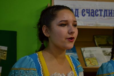 Выступление отряда волонтёров «ДХТД» Дома художественного творчества детей города Барнаула  в рамках реализации проекта  «Прояви заботу»
