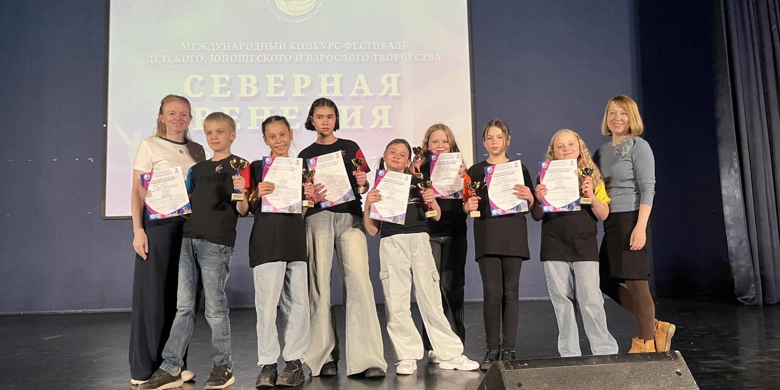 Путешествие в мир искусства: Студия «Палитра» на конкурсе-фестивале «СЕВЕРНАЯ ВЕНЕЦИЯ»