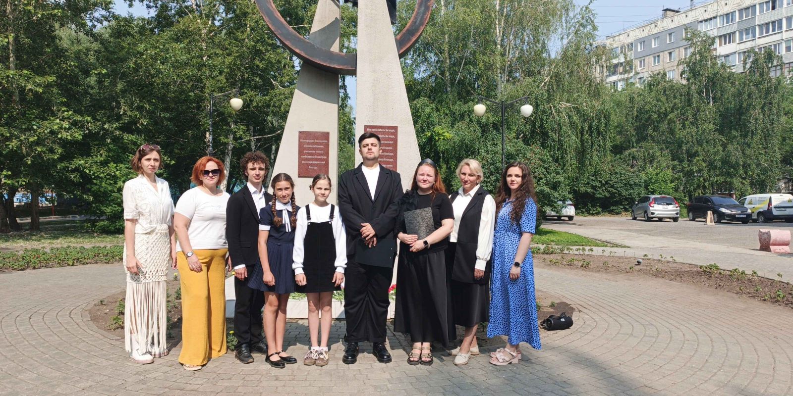 «Сегодня снова — День напоминаний О подвиге и доблести отцов!»